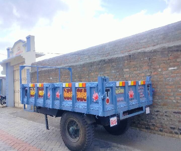 ટ્રેક્ટર ટ્રોલી ખરીદવા મળો
